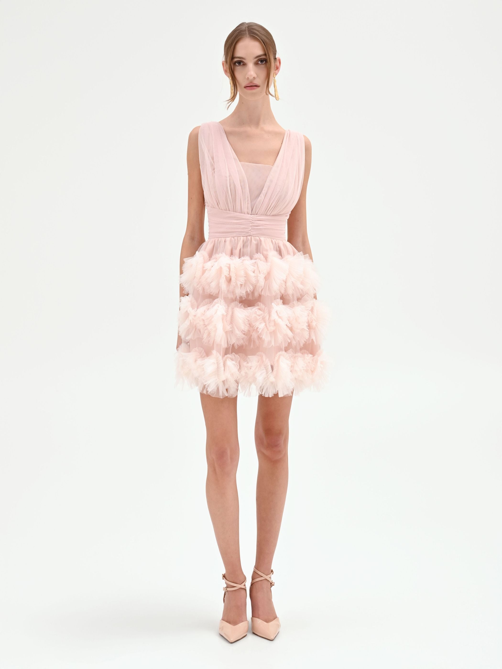 Vestido corto rosa palo con falda